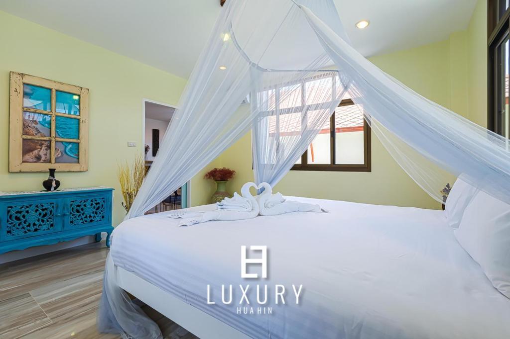 Modern Pool Villa, 4 Bedroom Close To - Hv Villa